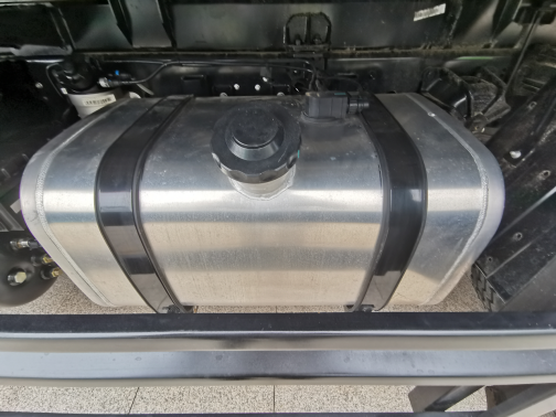 自卸界的“大力士”？两轴黄牌福田瑞沃大金刚真的很能装