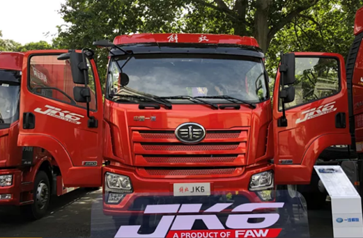 解放青汽推出全新6.8米JK6载货车 价格在14万左右 还自带货源？