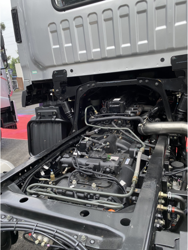 两轴9.8米装77m³货 比三轴车还能装的欧航快递之星还有啥优势？