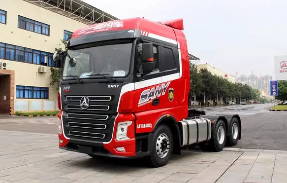 解放/乘龙/三一重卡牵引车 卧铺最低1.2米宽 卡友都说有“家”的感觉？