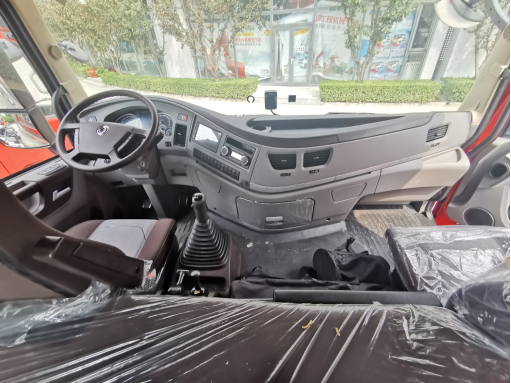 从客运到货运 这位“跨界大佬”为何首选东风天龙KX？