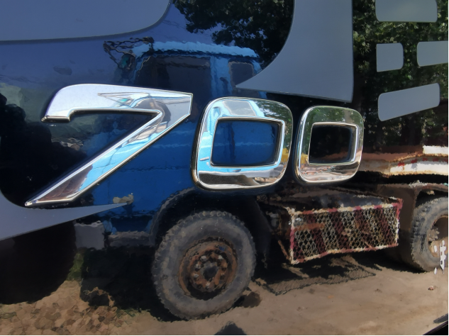 00马力的4X2重卡牵引车