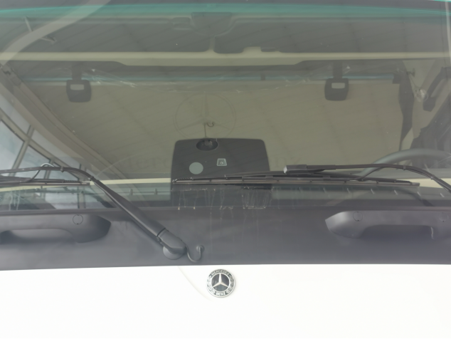 0多万的奔驰第5代新阿克托斯牵引车实拍！国产重卡和进口重卡有多大差距？"