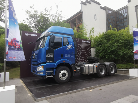 砂石料运输哪款重卡最合适？解放J6砂石款了解一下