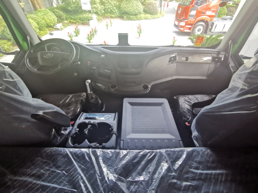 砂石料运输哪款重卡最合适？解放J6砂石款了解一下