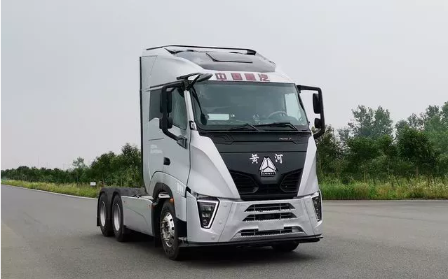 款600马力国六牵引车大比拼！谁才是卡车界的“动力之王”？"