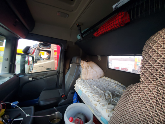 年半跑85万公里无故障？看看这位斯堪尼亚老司机是如何做保养的？"