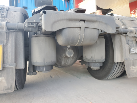 年半跑85万公里无故障？看看这位斯堪尼亚老司机是如何做保养的？"