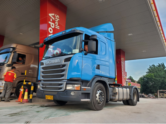 年半跑85万公里无故障？看看这位斯堪尼亚老司机是如何做保养的？"