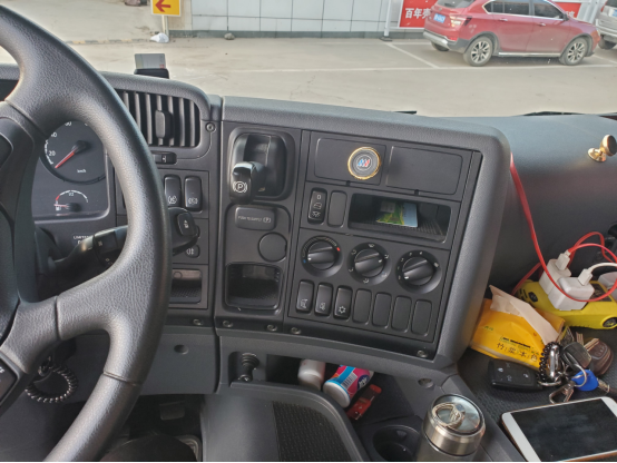 年半跑85万公里无故障？看看这位斯堪尼亚老司机是如何做保养的？"