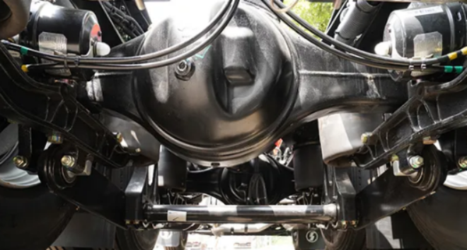 新车大曝光！刚上市的陕汽德龙M3000S重卡牵引车配置详解