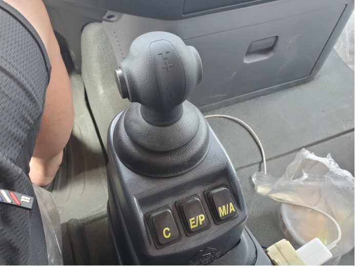 汕德卡G7自动挡燃气车来了！480马力+3.7速比 还有哪些超高配置？