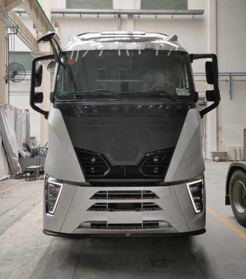 中国重汽要推出全新自主高端重卡了？比汕德卡还高端（有图有真相）