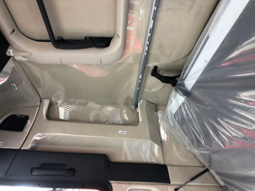 中型卡车最靓的仔！重汽新版HOWO TX系列载货车实拍详解