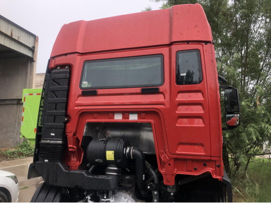 中型卡车最靓的仔！重汽新版HOWO TX系列载货车实拍详解