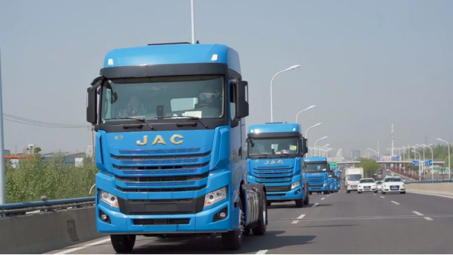 解放J6P 天龙KL 德龙X3000 欧曼GTL 格尔发K7 5款4X2车型大PK 谁才是你的菜？