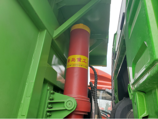 重汽汕德卡G7渣土车 搭载重汽自主变速箱 还有哪些牛配置