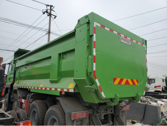 重汽汕德卡G7渣土车 搭载重汽自主变速箱 还有哪些牛配置