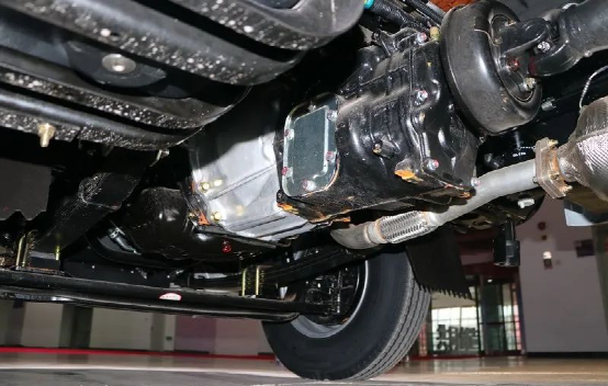 不到10万买蓝牌轻卡 这款庆铃五十铃100P咋样