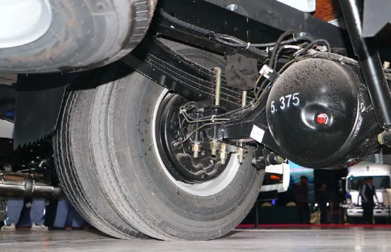 不到10万买蓝牌轻卡 这款庆铃五十铃100P咋样