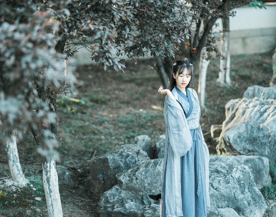 人生，既为过客，何须执着！