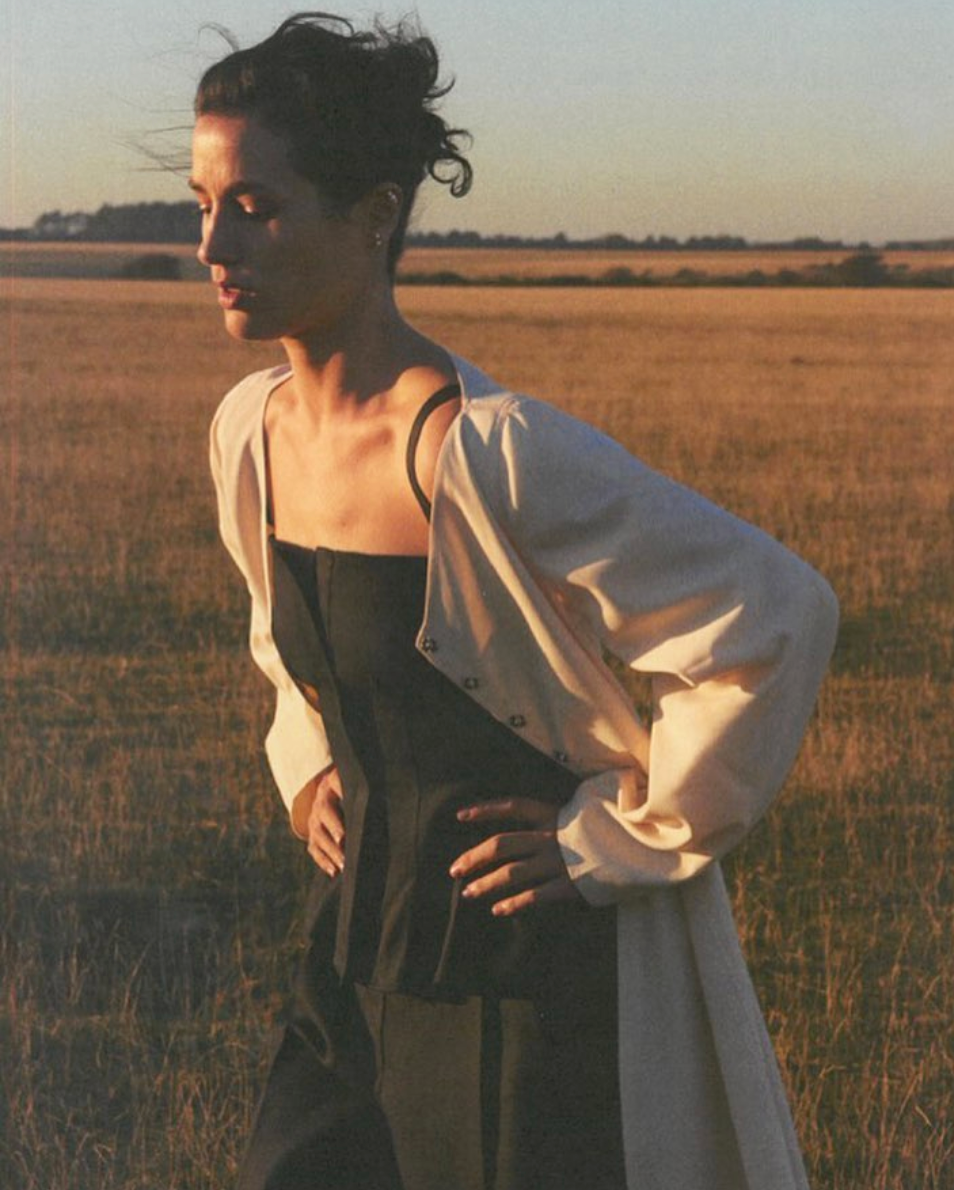 sarahlinhtran神仙眷侣身后的氛围感美人