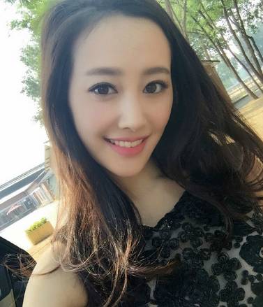 她气质不输刘亦菲颜值比肩赵丽颖被称为最有气质谋女