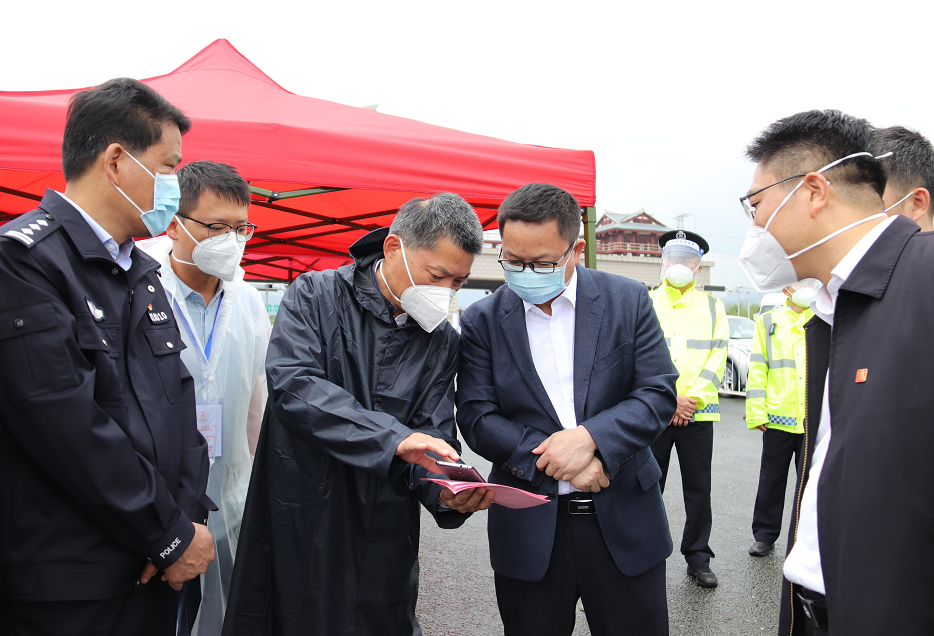 吴建平检查督导疫情防控工作 - 南昌市公安局交通管理局