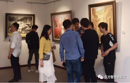 深圳文交所為餘堂館館長(cháng)余春明舉辦個(gè)人作品展|媒體熱點(diǎn)資訊-肇慶市鼎湖華夏文化傳播有限公司