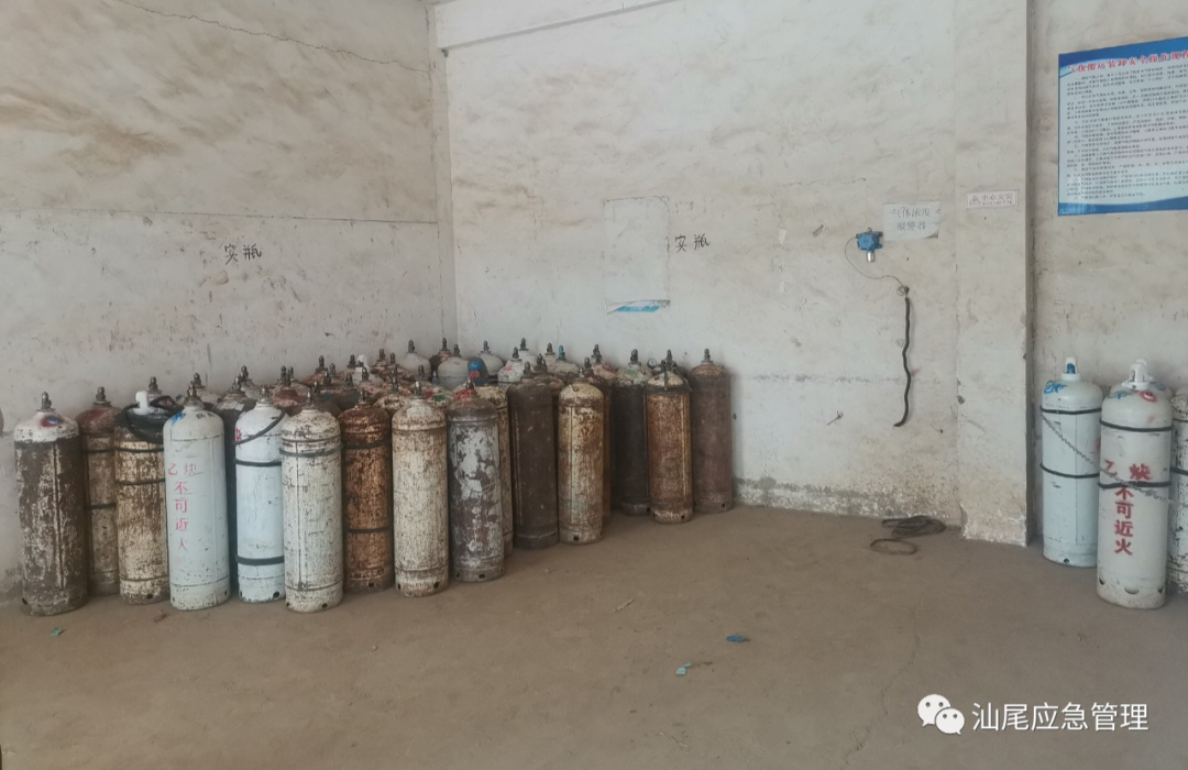 储罐罐体标识_警示储罐标识液氩气的标志_液氩储罐警示标识