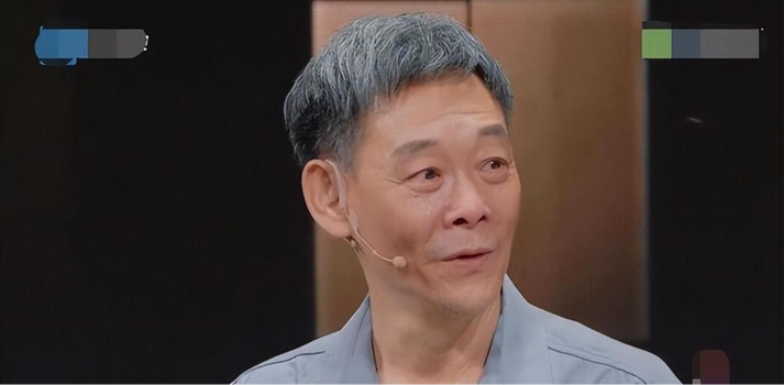 他是国家一级演员,住四合院,77岁仍在拍戏,儿子是他一生骄傲