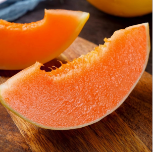 产地:甘肃果皮:金色,光滑果肉:脆型,橙红色,肉质厚实,脆甜多汁天会