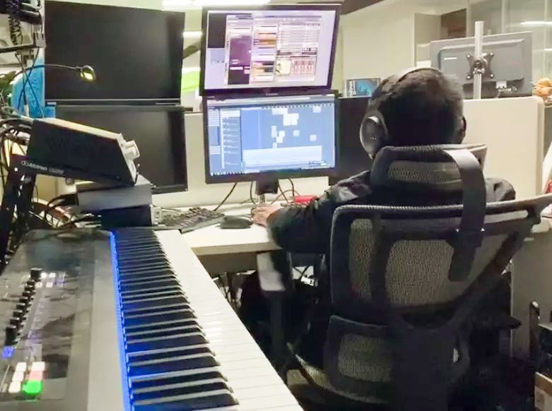 王者荣耀中的新外挂危机秒杀炸房外挂频发【地铁逃生科技软件v3.0免费版】