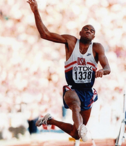 迈克·鲍威尔比赛照