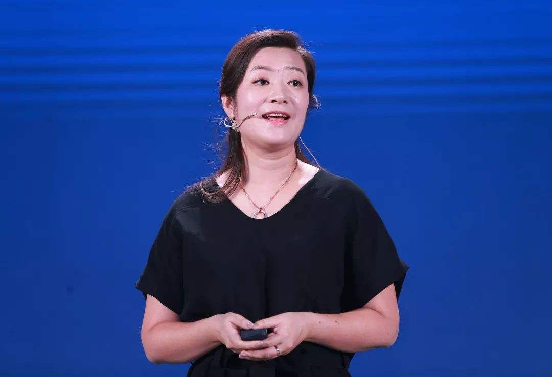 瑞幸美国上市:日亏400万老板身家40亿"咖啡女王"