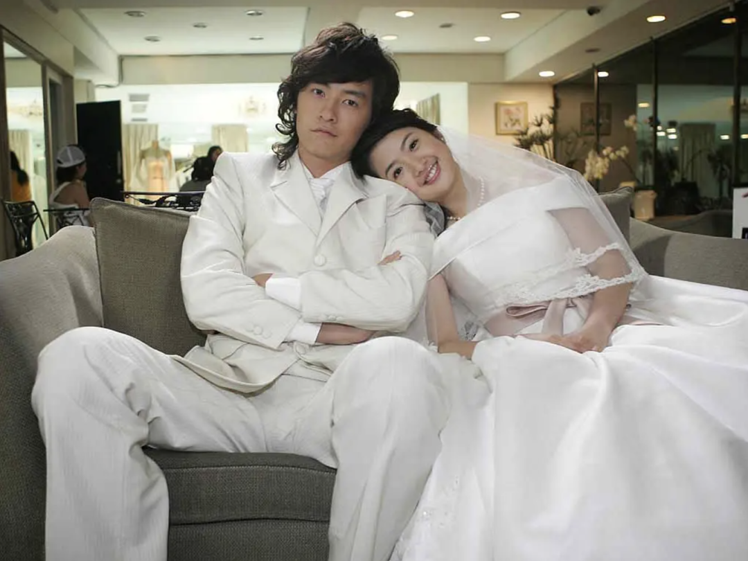 林依晨许玮甯:40岁女人值得命运的褒奖