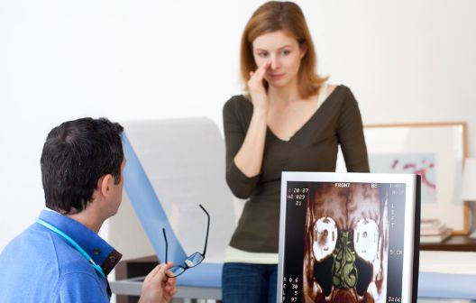 初春季鼻炎既然有这么多的危害！