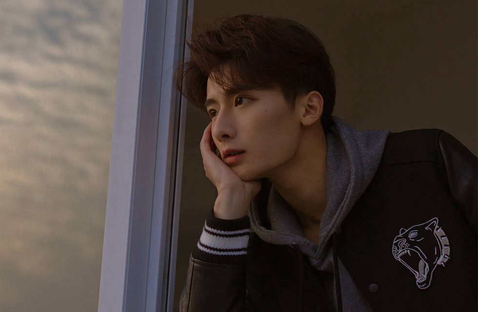 男生拍照这样摆 pose 能帅 10 倍! - chrome插件网