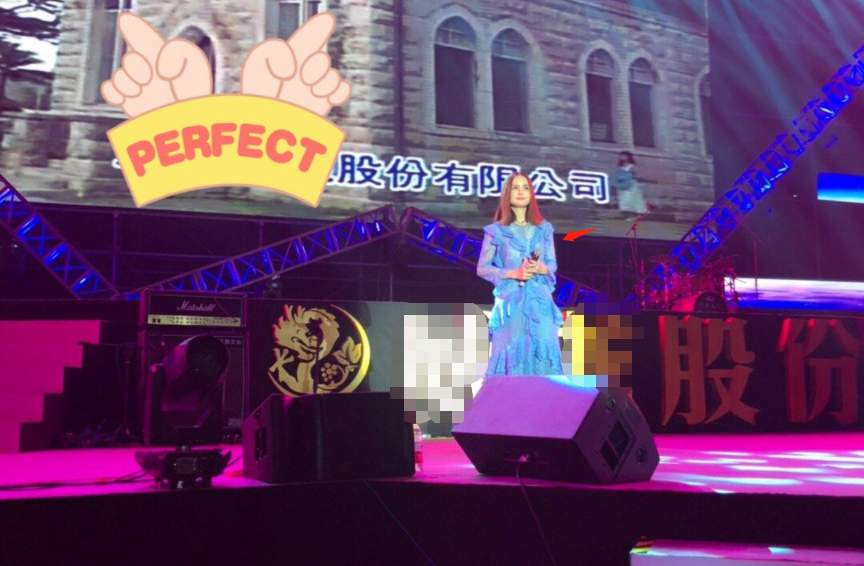 歌手高胜美太落魄了,52岁还去农村商演,却穿一身白裙装清纯!-微信头条网 歌手高胜美太落魄了,52岁还去农村商演,却穿一身白裙装清纯!