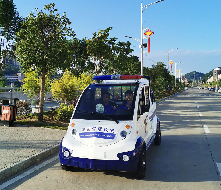 【县市区动态】封开城管执法车辆换"新装"啦!认准这个新面貌!
