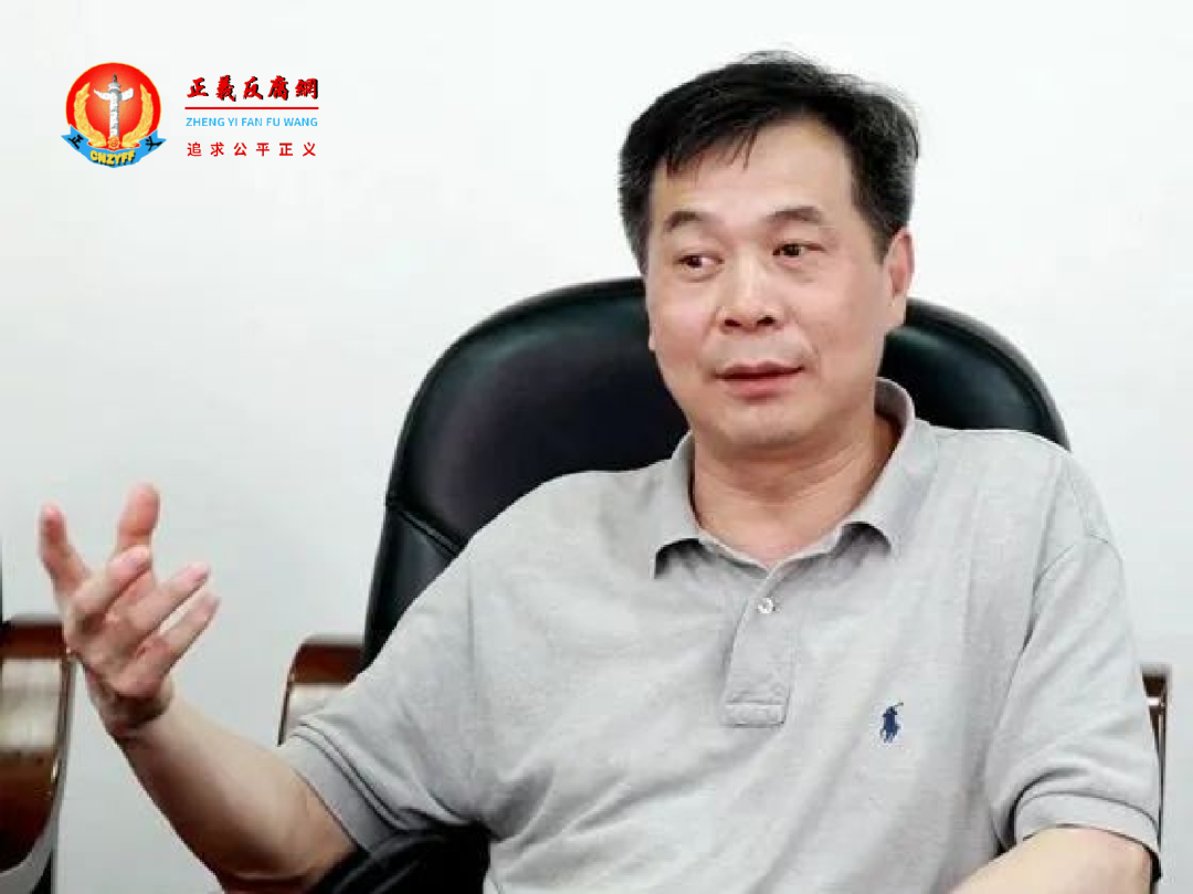 “陪侍女”床上休克急救,知名三甲医院副院长因性贿赂被免职-微信头条网 “陪侍女”床上休克急救,知名三甲医院副院长因性贿赂被免职