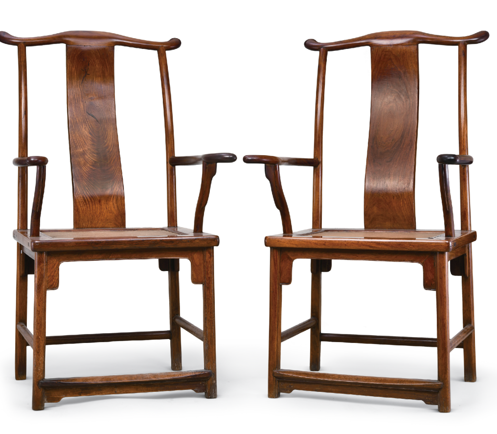 1346圆转桌是源自清代宫廷的一种家具,出现在清雍正时期,在清代基本为