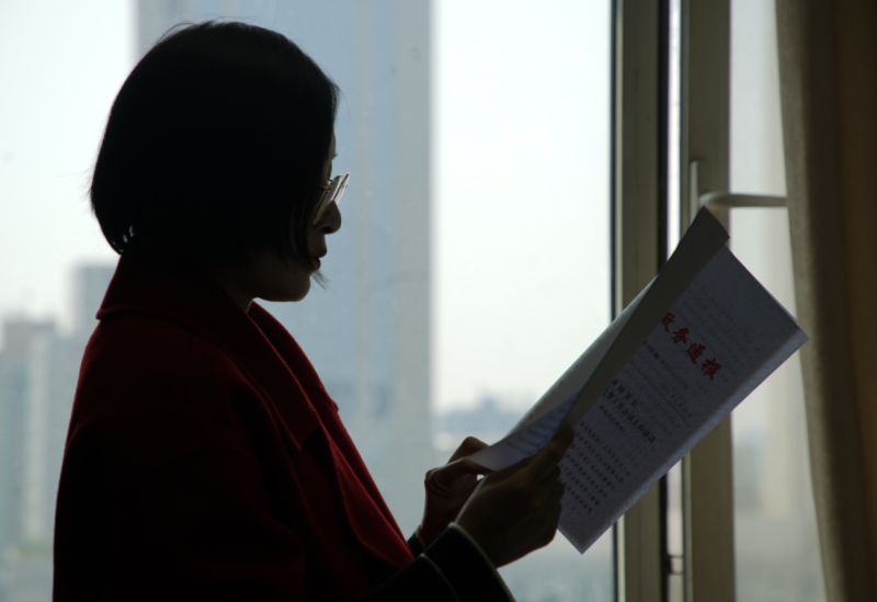 五一特刊致敬英雄大数据人为疫情防控装上瞄准镜