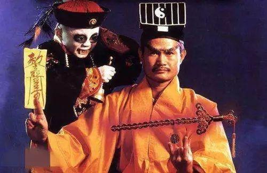 拍了半辈子僵尸片的林正英,出殡当天的灵堂引来一群黑色蝴蝶