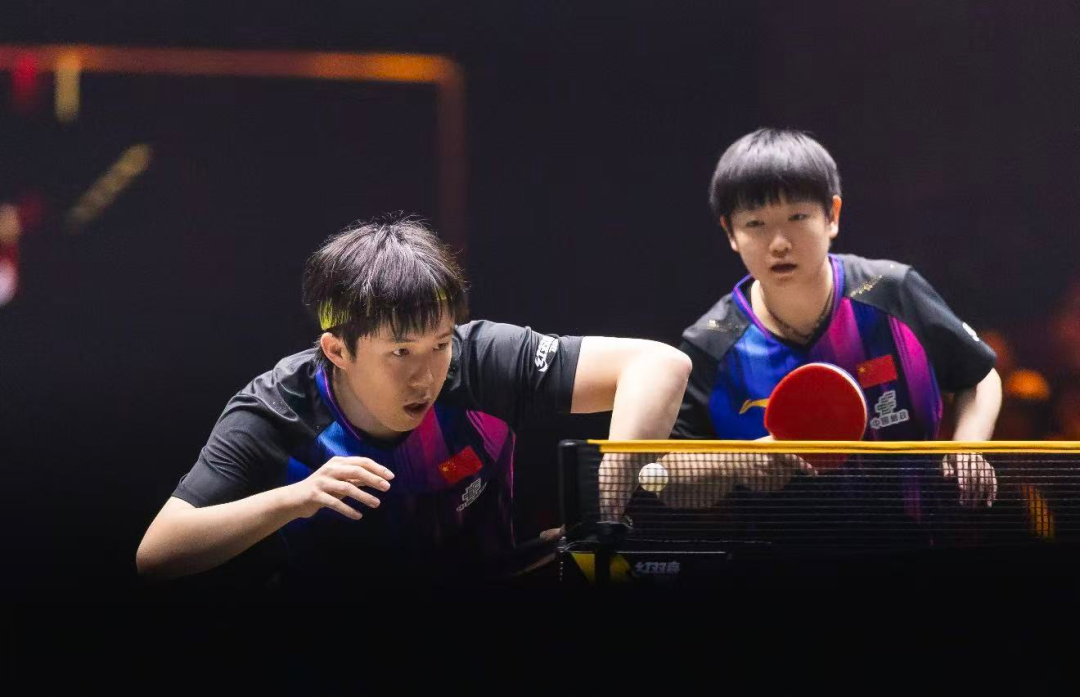 王楚钦/孙颖莎3-1逆转 晋级混双八强