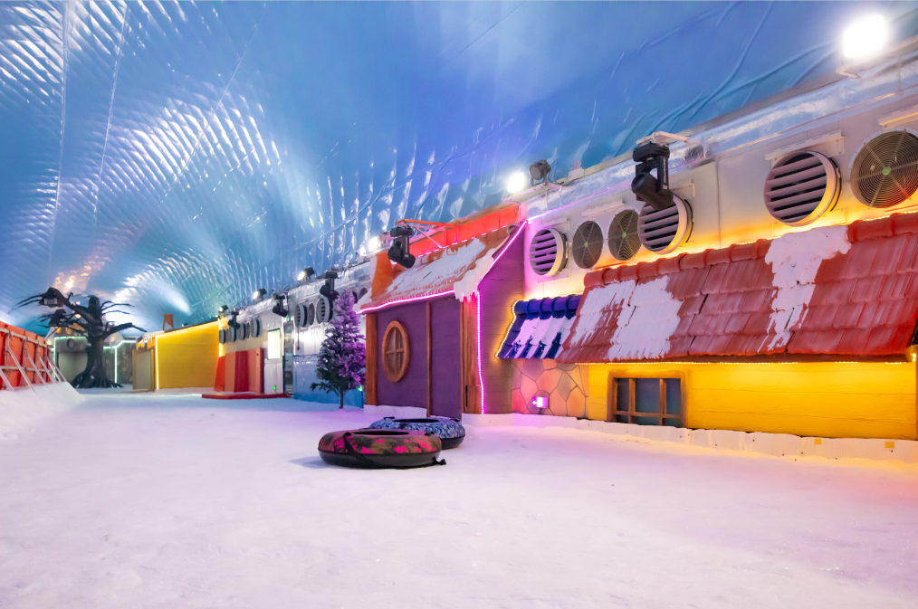 时尚鹿城感受冰雪世界的速度与激情解锁夏季玩耍新姿势