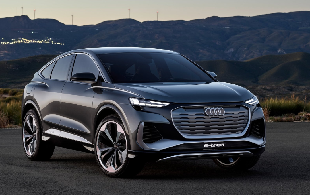 整个底部都是电池奥迪q4轿跑电动车是这样了明年能买真车