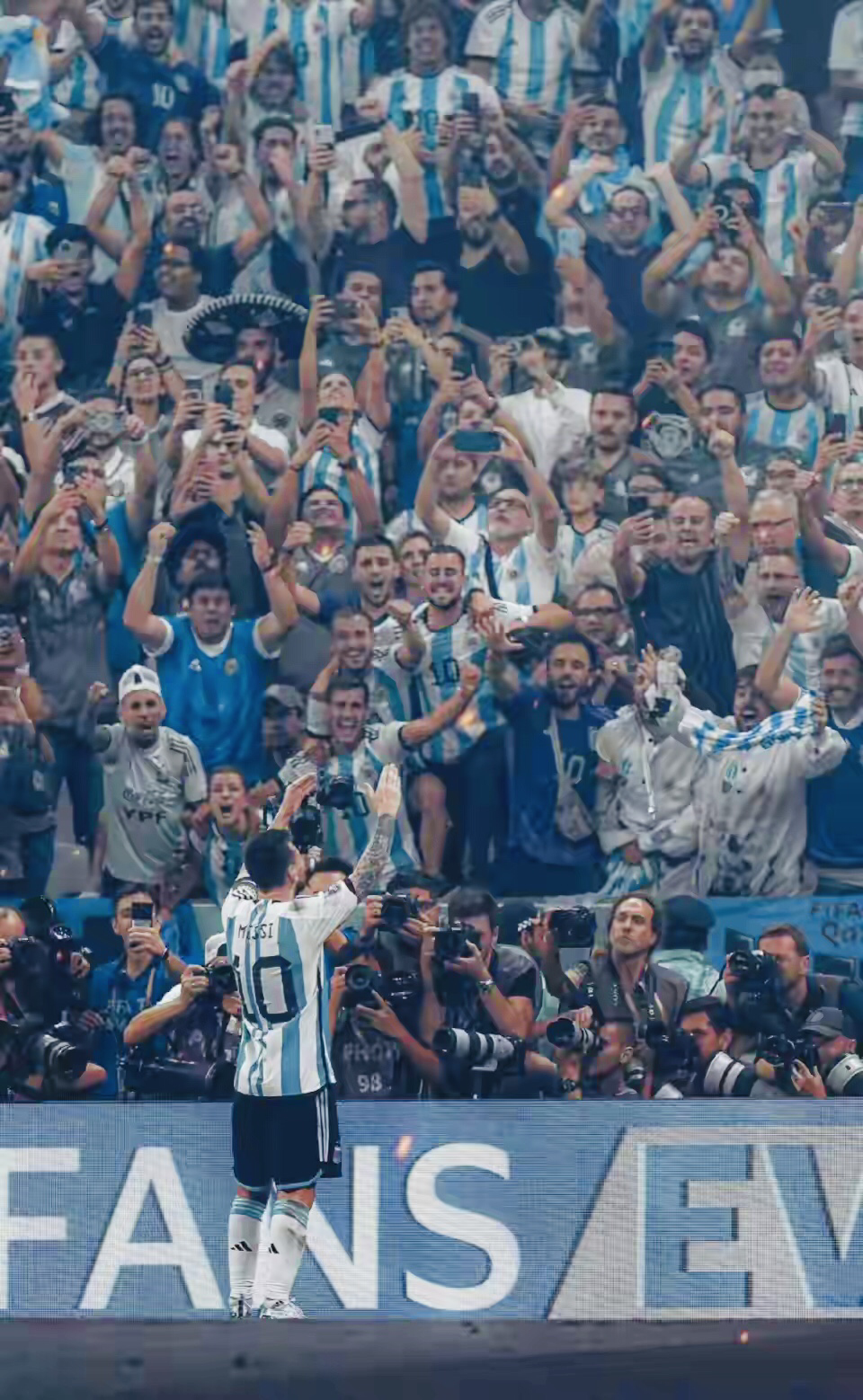 梅西打入本屆世界杯第三球，阿根廷2