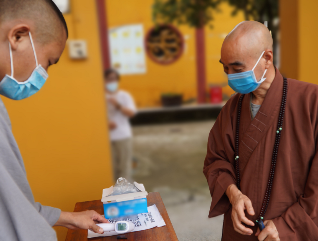 诚信会长走访海曙区普济寺