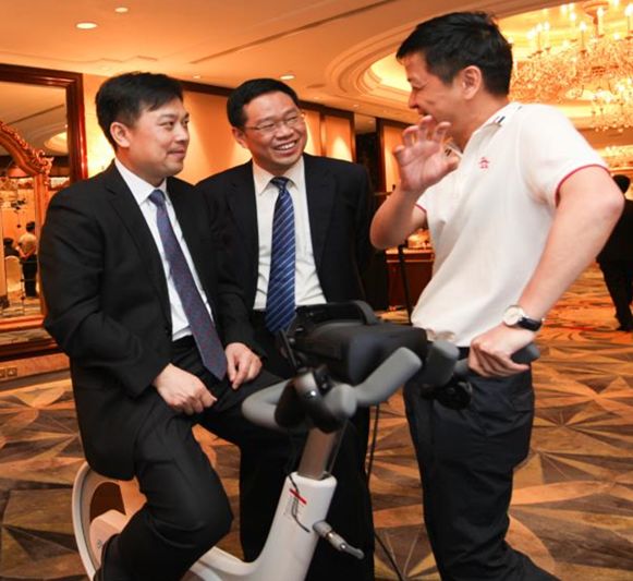 中视火鹤VR虚拟现实技术和设备团队参加第十七届赣港经贸合作活动